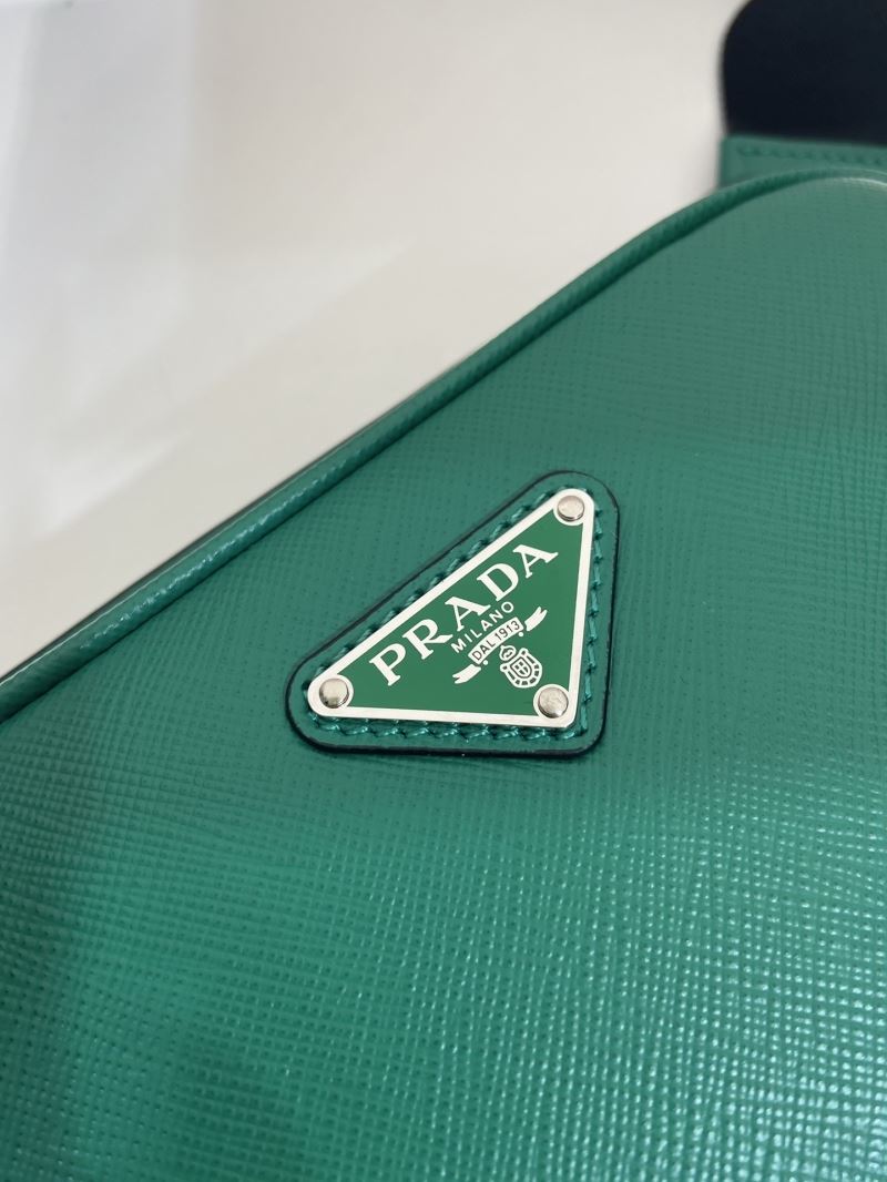 Pra*a waist chest packs